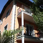 Aparthotel Banana Cannobio