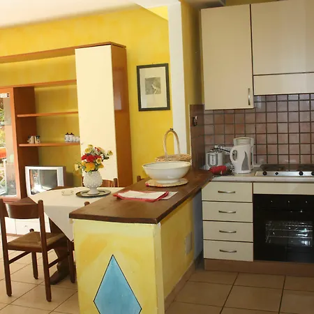 公寓式酒店 Banana 坎诺比奥