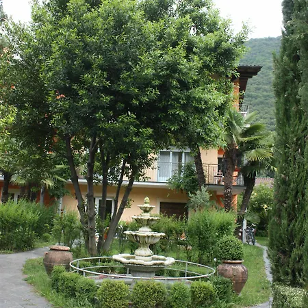 公寓式酒店 Banana 坎诺比奥