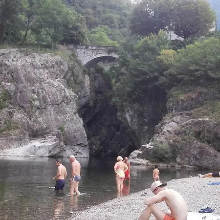 Apartahotel Banana Cannobio