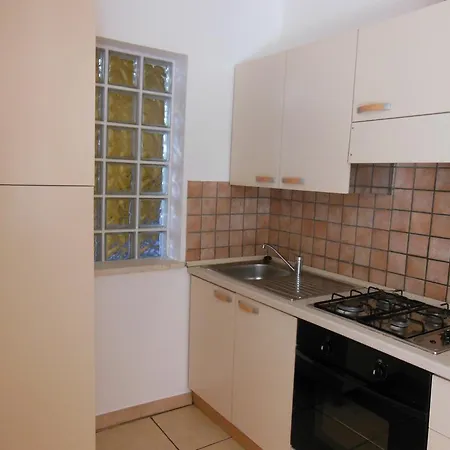 Banana Apartahotel Cannobio