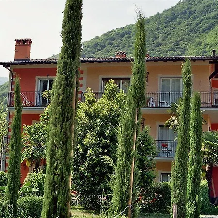 Aparthotel Banana Cannobio