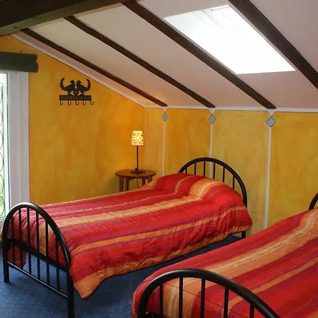 Banana Aparthotel *