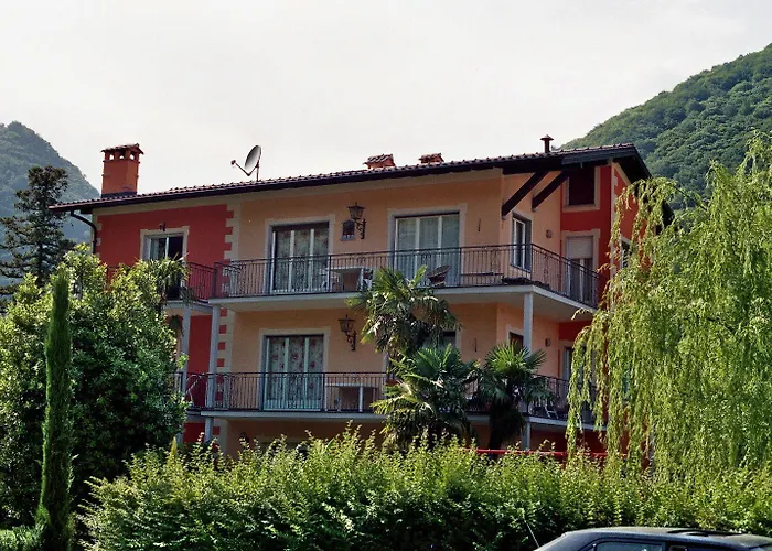 Aparthotel Banana Cannobio