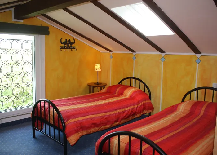 Banana Aparthotel *