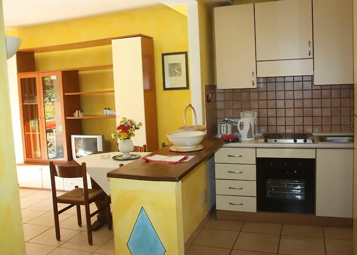 Apart Otel Banana Cannobio