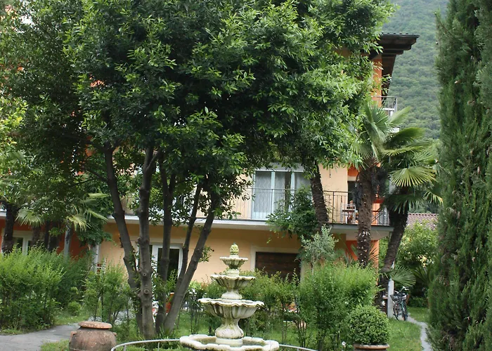 Aparthotel Banana Cannobio