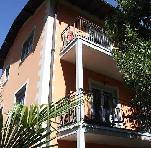 Aparthotel Banana Cannobio